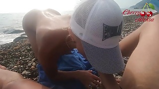 чпокнул в попку за деньги